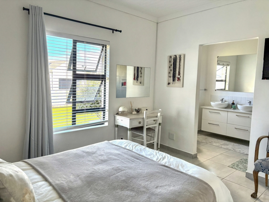 3 Bedroom Property for Sale in Atlantic Sands Private Estate Western Cape